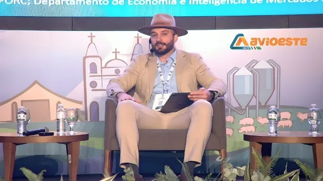Eficiencia en la industria porcina: optimización del espacio y control del ambiente en engorde
